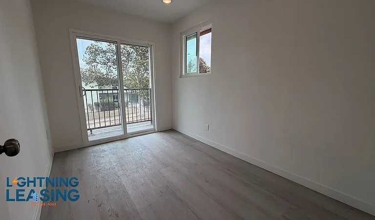 5000 Coliseum St #8 — Photo 6
