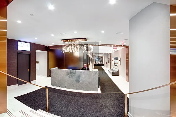 Rented by R New York | media 5