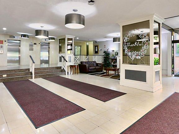 4th image of 1021 Arlington Blvd APT 311