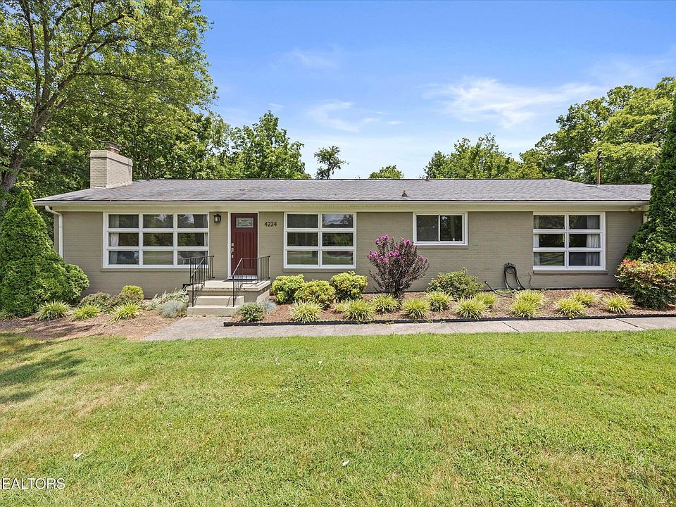 1st image of 4224 Clairmont Dr