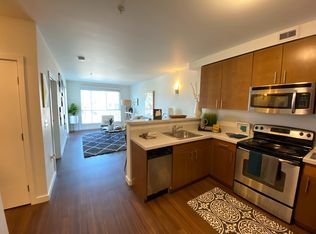 Linden, Portland, OR 97214
