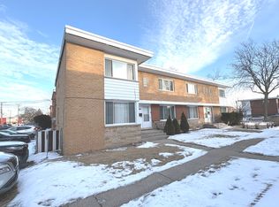 4864 Carol St #D, Skokie, IL 60077