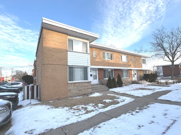 4864 Carol St #D, Skokie, IL 60077