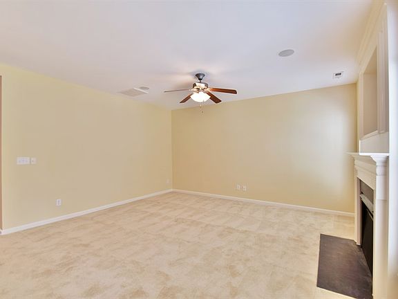 5th image of 107 N Arcadian Way