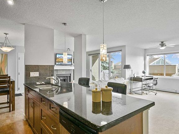 5th image of 226 S Village Ter SW #1