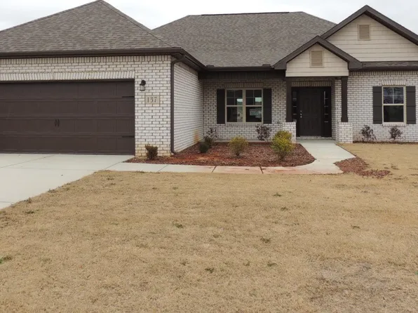137 Khaki Ridge Dr, Hazel Green, AL 35750