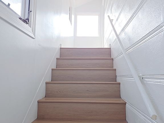 new flooring stairs