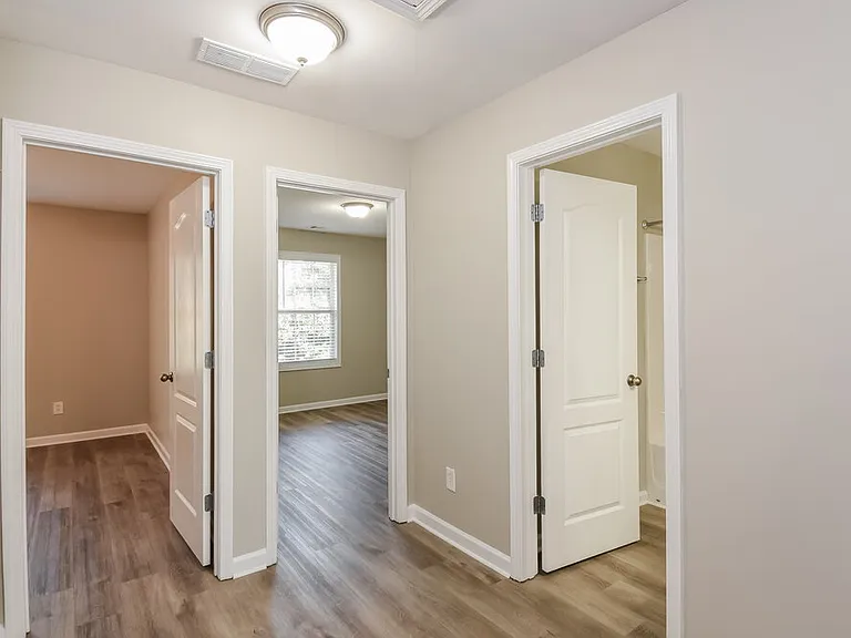 242 Derby Ct — Photo 17
