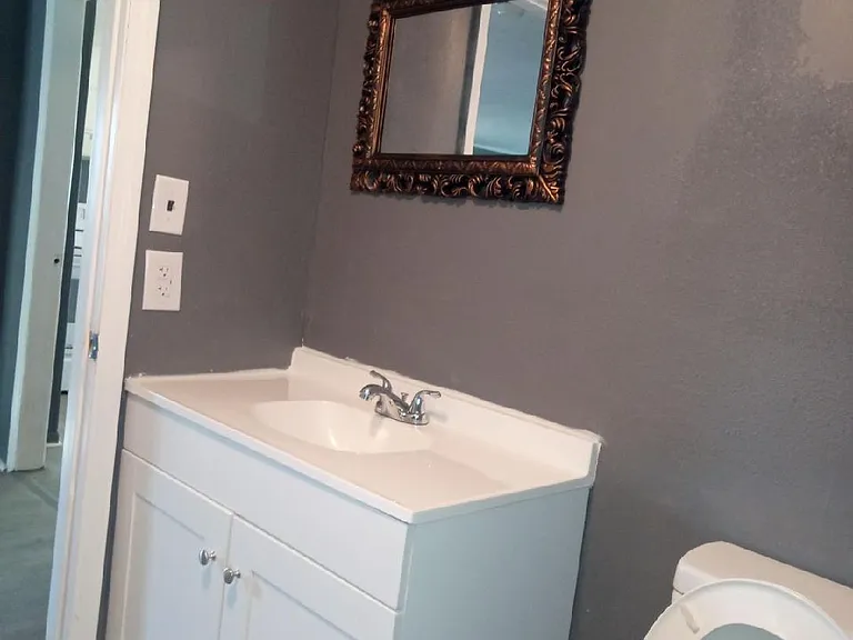 104 Short St — Photo 2