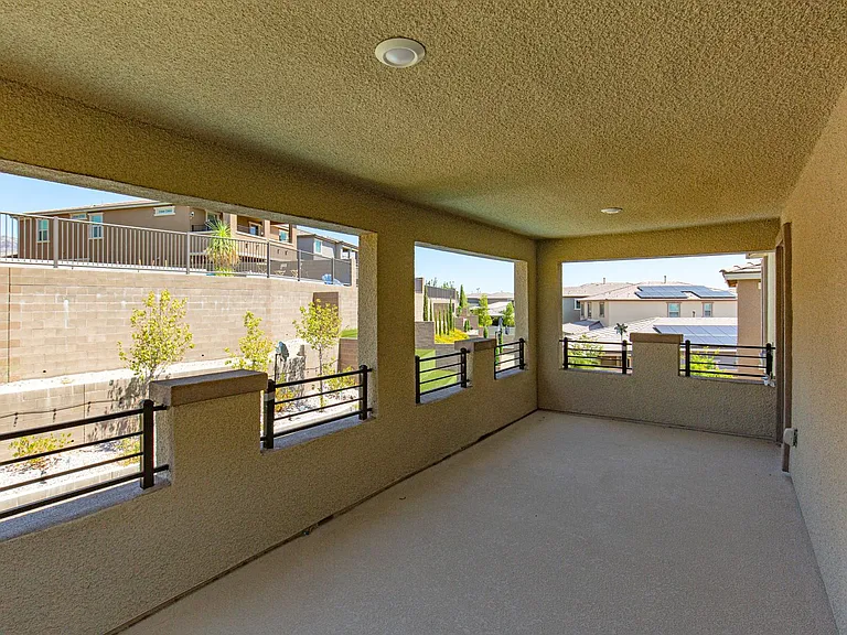 12586 Huckleberry Oak Ave — Photo 32
