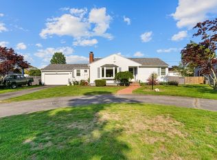 73 Maple Ave, Swansea, MA 02777