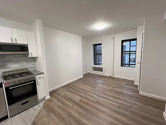 Rented by OvCo Realty | media 19