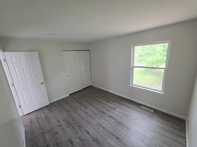 740 Village Cir — Photo 7