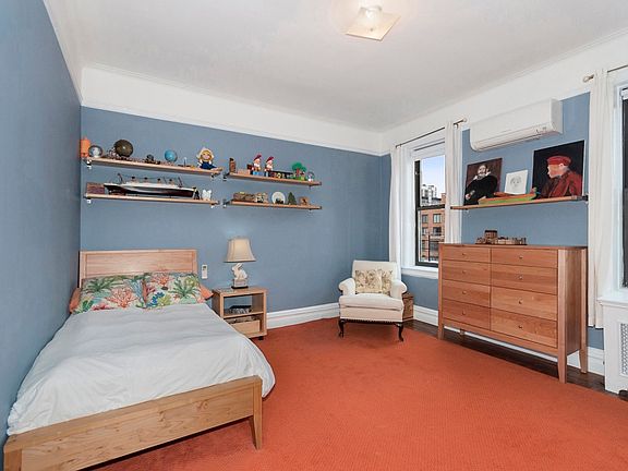 5th image of 130 W 16th St APT 65