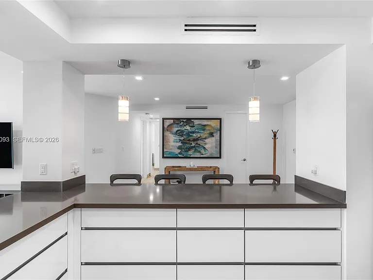 5055 Collins Ave #10H — Photo 35