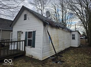 613 S Eisenhower Dr, Edinburgh, IN 46124