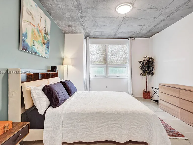 3250 NE 1st Ave #511 — Photo 16