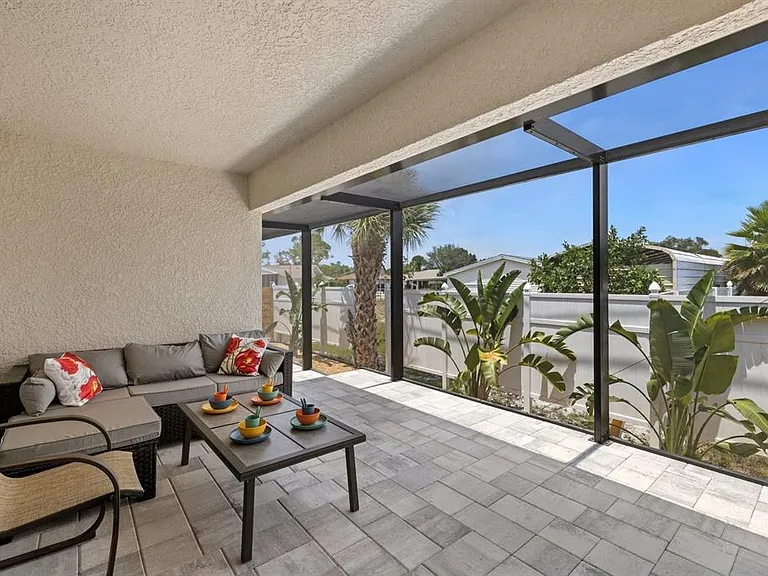1190 Euclid Rd — Photo 14