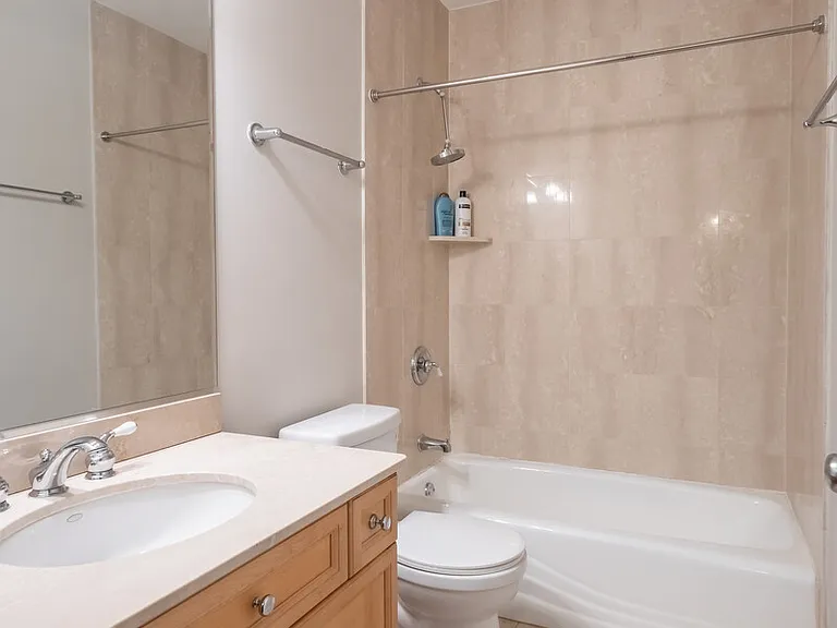 1134 W Fullerton Ave #3 — Photo 23