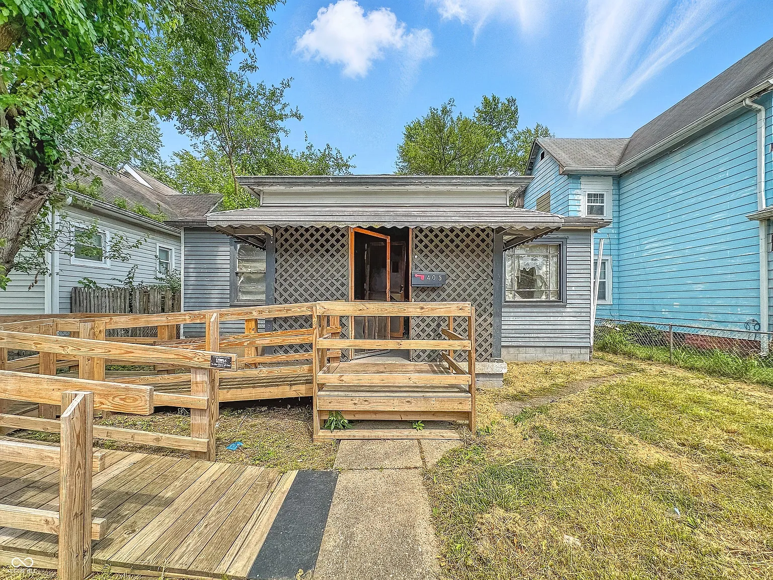 405 Harlan St photo 1