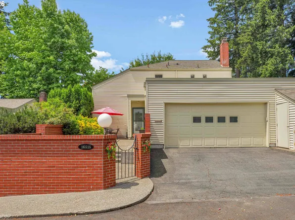 16515 SW Monaco Ln, King City, OR 97224