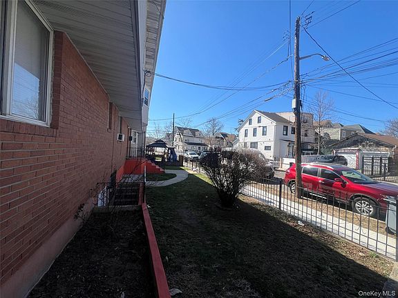 5th image of 10727 172nd Street
