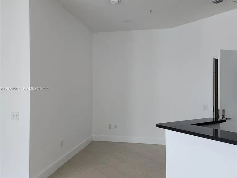 300 S Biscayne Blvd #Penthouse 3807 — Photo 6