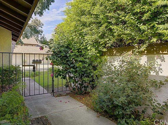 3rd image of 17026 Mount Lomina Ct
