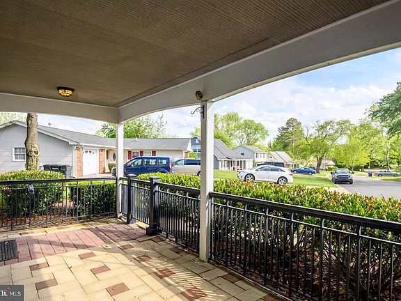 4th image of 2313 Hanover Pl