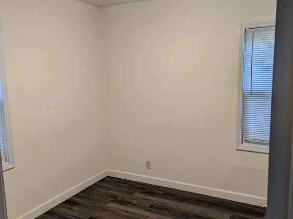 2835 W College Ave, Milwaukee, WI 53221