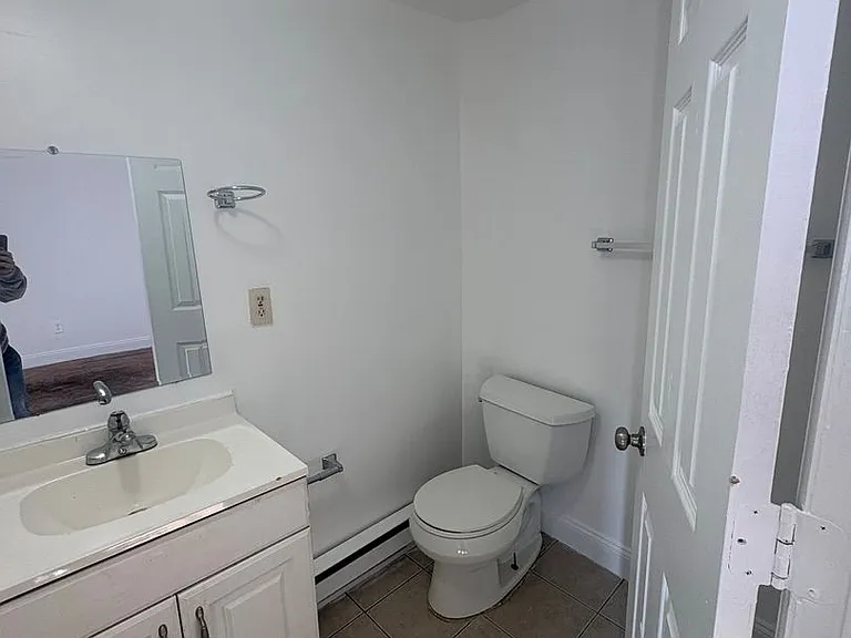 37 E Jackson St #3 — Photo 4