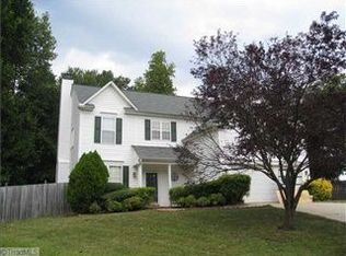 4007 Longbow Ct, Jamestown, NC 27282