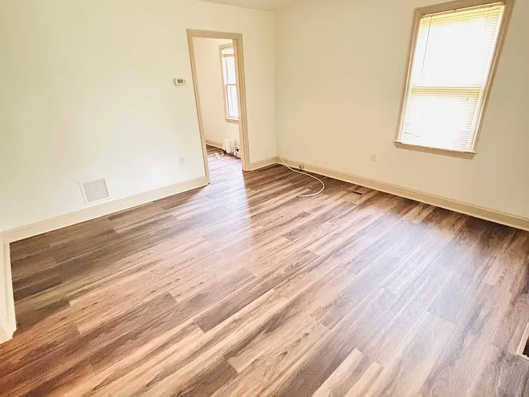 9338 Holsey Rd — Photo 6