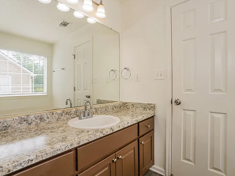 824 Summit Park Trl — Photo 12