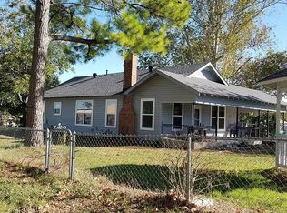 403 Elm St, Paradise, TX 76073
