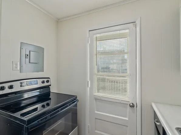 300 Pennsylvania Ave, Oak Ridge, TN 37830