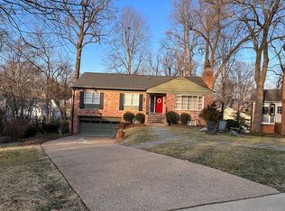 3750 N Woodrow St, Arlington, VA 22207