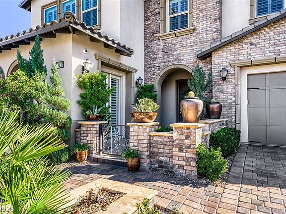 2nd image of 12031 Tramonto Ave