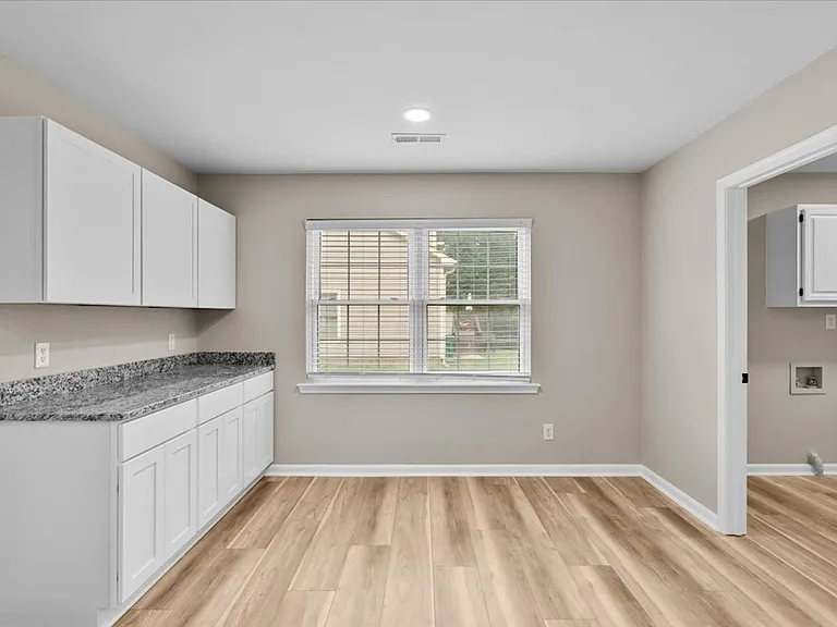 3011 Colony Dr — Photo 23