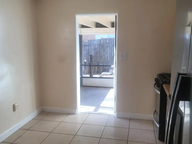 1133 Edith Ave — Photo 13