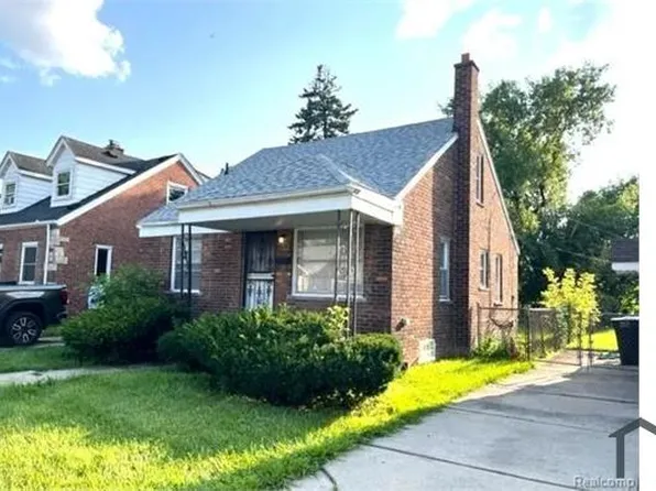 8665 Warwick St, Detroit, MI 48228