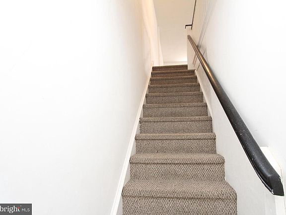 5th image of 2311 Rhawn St