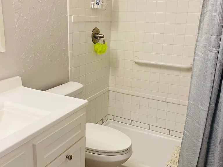 223 Highpoint Dr — Photo 13