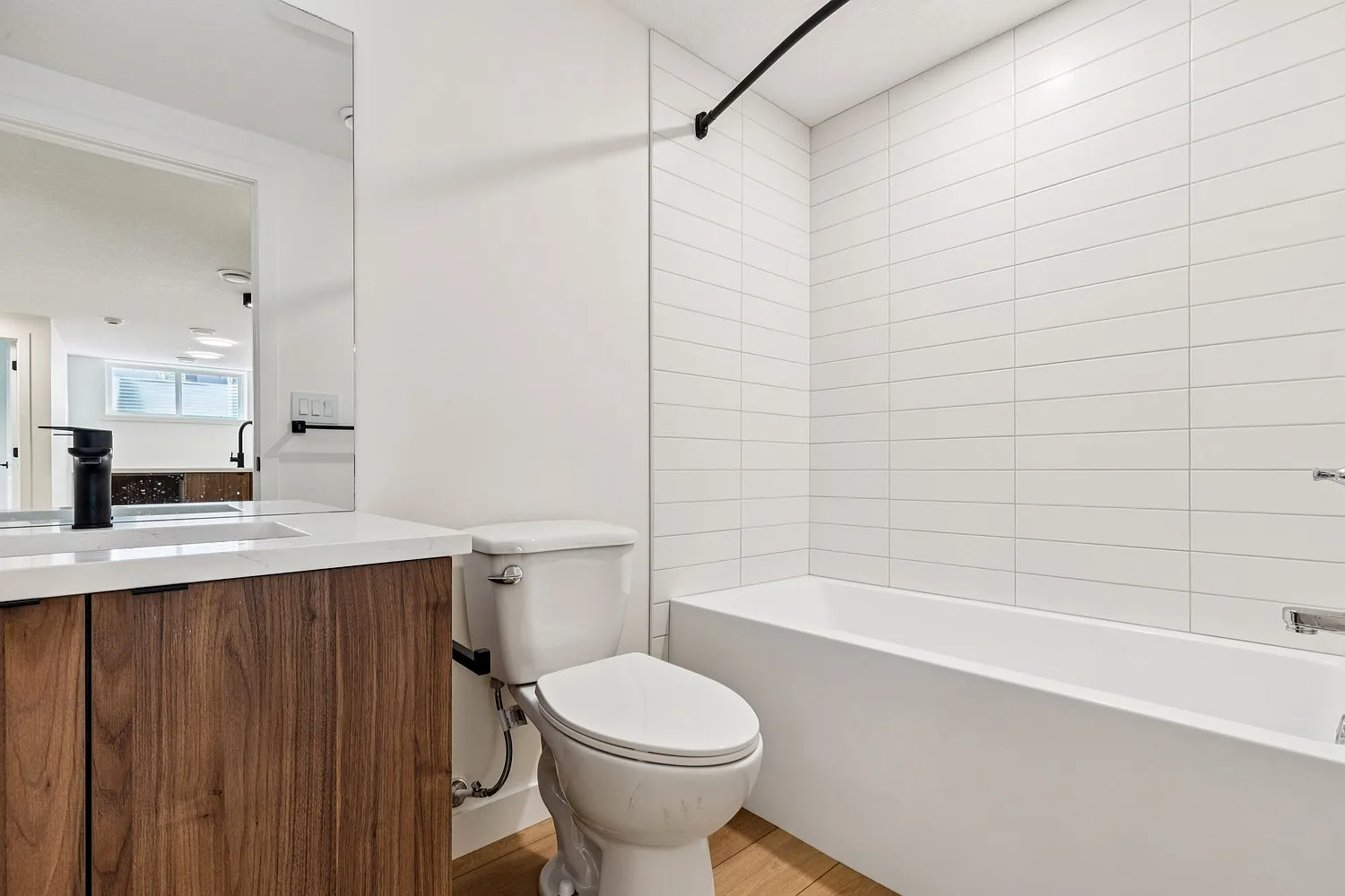 Inglewood 8 Plex — Photo 4
