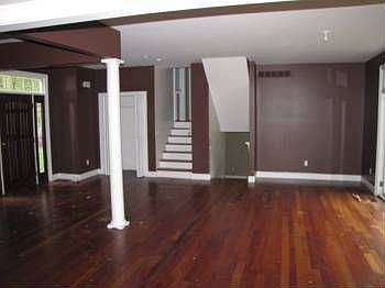 2nd image of 515 Renfrew Ave