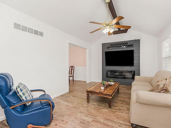 4th image of 8709 Antioch Rd