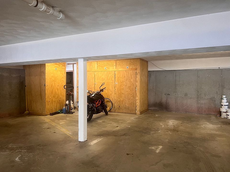 2nd image of 405 Boston Rd APT 6