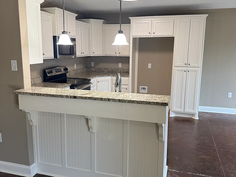 2119 Morning Glory Ln — Photo 7