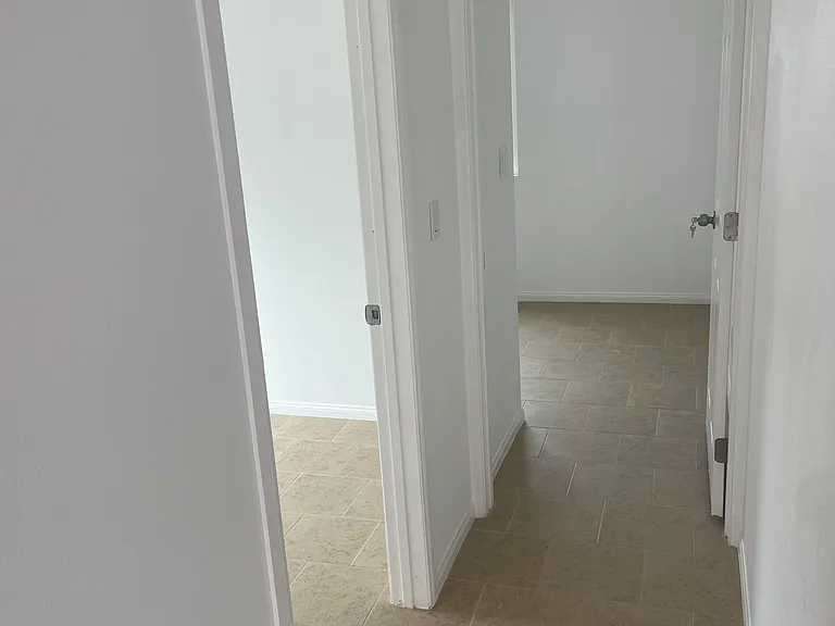 2815 S Baltic Ave — Photo 13