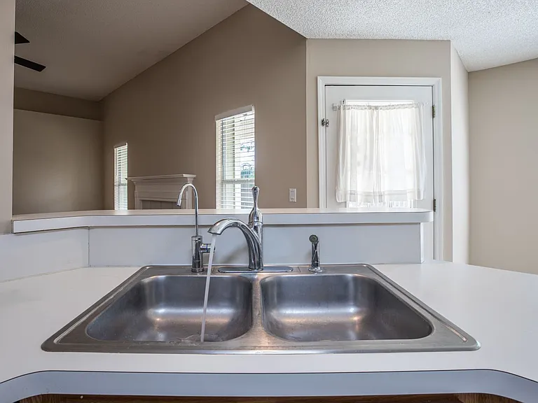4025 E Smoke Ridge Cir — Photo 11